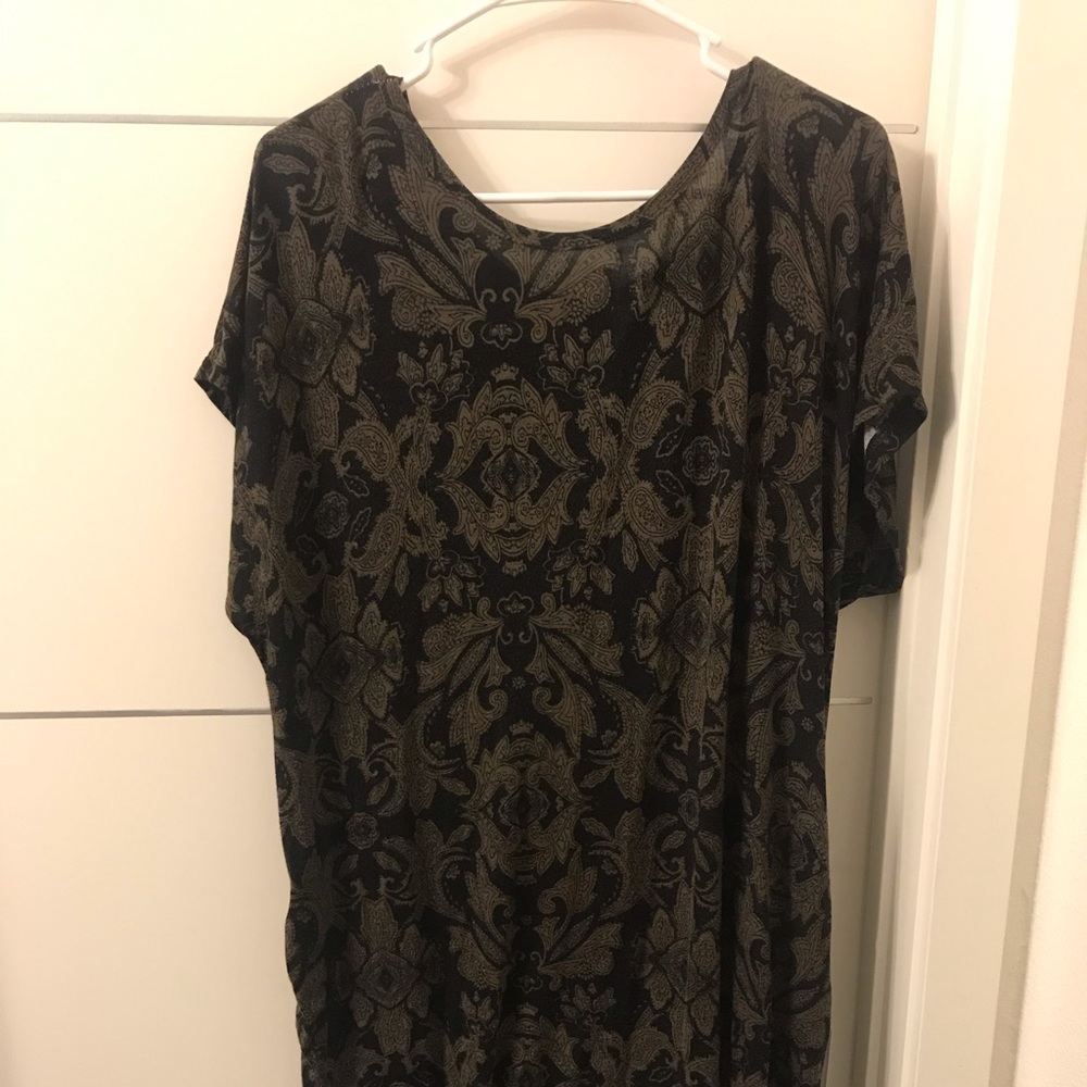 Adorable dress!